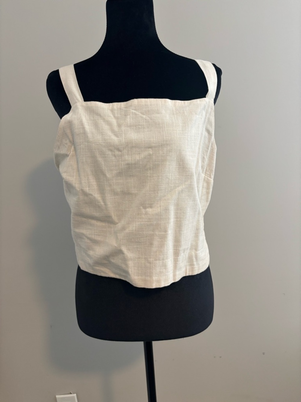 Sleeveless Cream Button-Front Maxi Dress - Picture 5 of 7